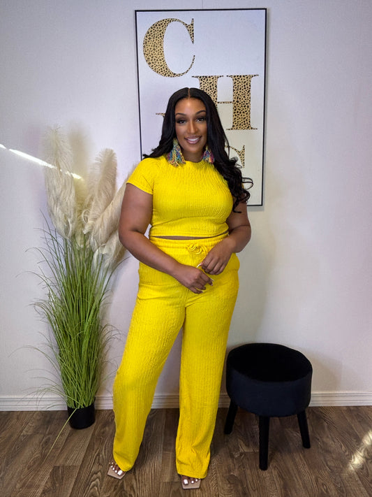 Kristi’s Crinkle Textured Set-Yellow