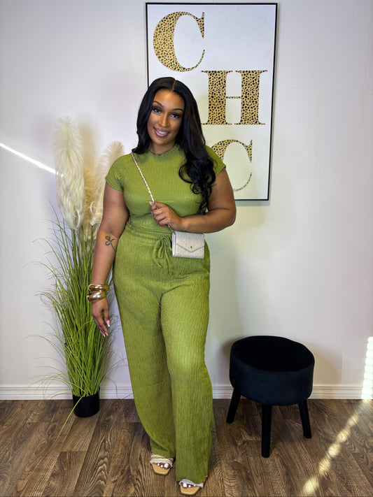 Kristi’s Crinkle Textured Set-Olive