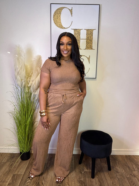 Kristi’s Crinkle Textured Set-Mocha